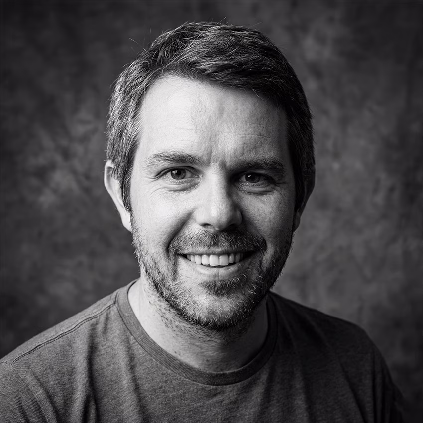 Dr. Felipe Quintão Almeida